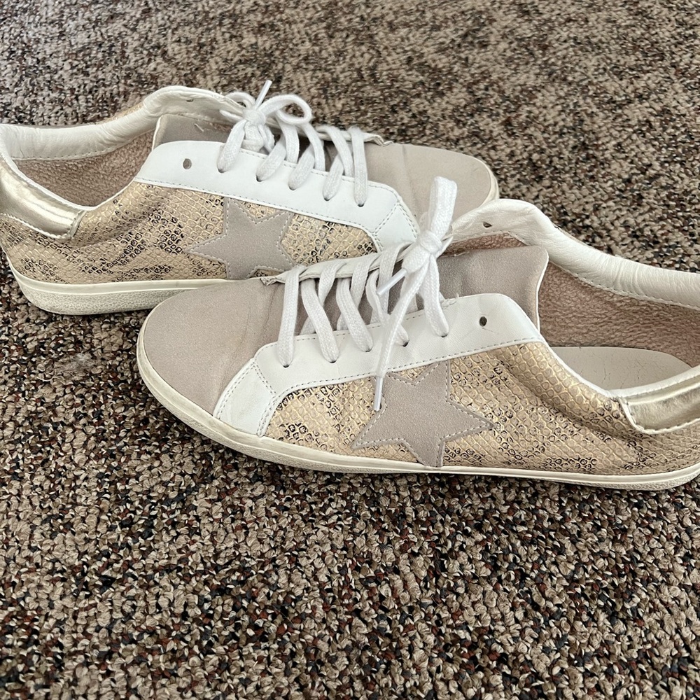 Star Sneakers